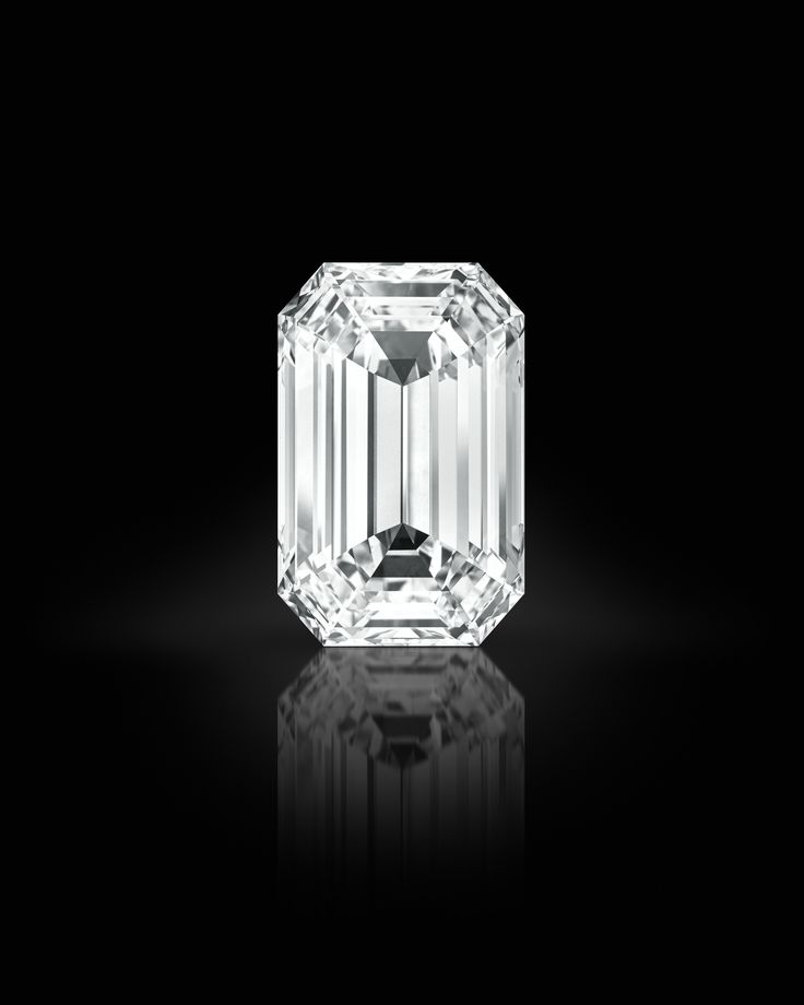 Emerald, 5.6 ct, E, VS2